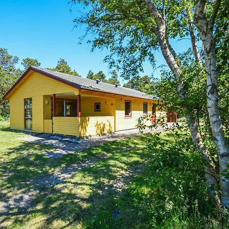 With A Fireplace 334 Holiday home *